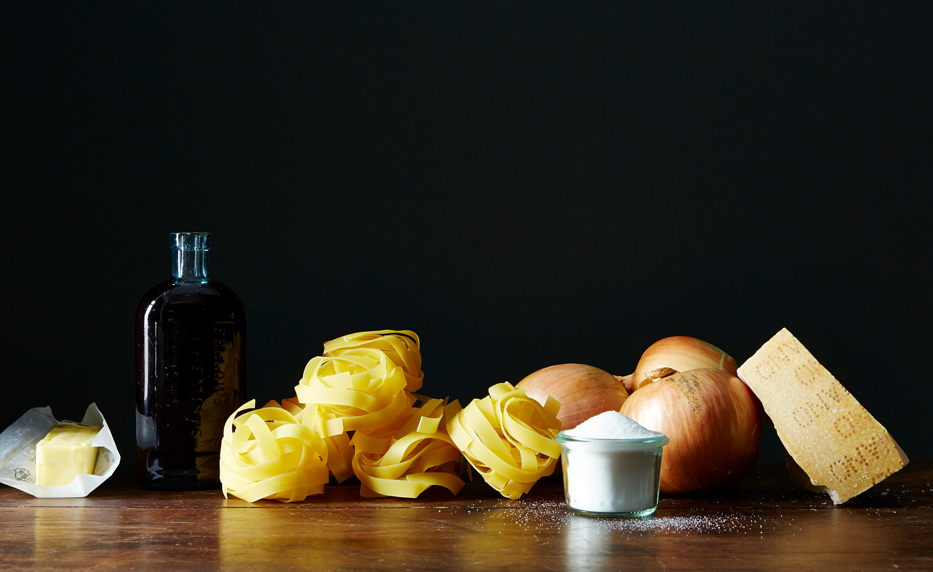 139_028_mark_weinberg_2015-0106_brased-onion-pasta-201