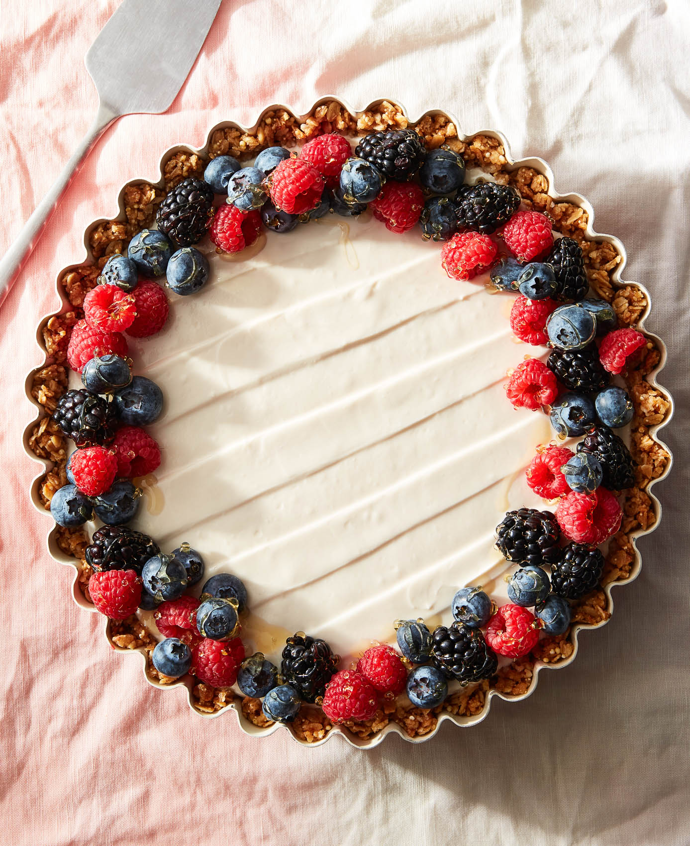 CH5_Breakfast-Pie_erin-mcdowell_book-on-pie_2019-11-18_mark-weinberg_2943_v2